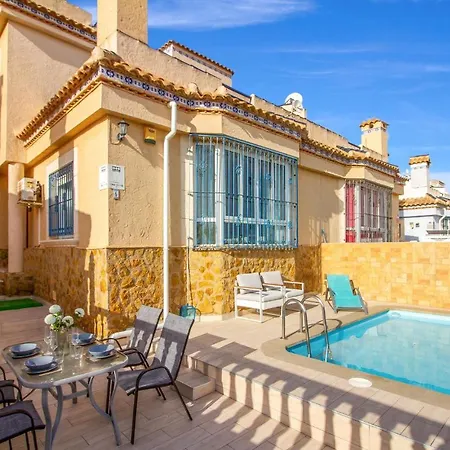 Amazing In With Kitchen * Orihuela